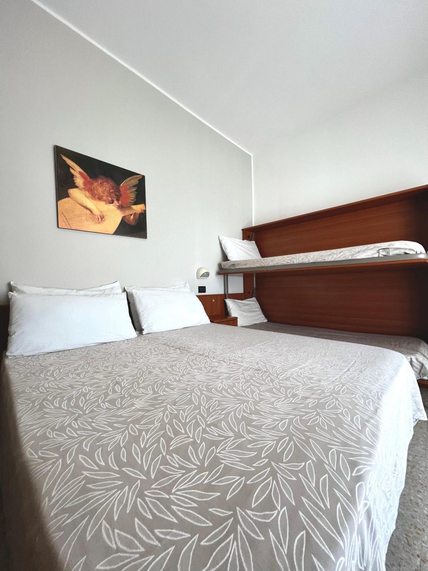 Hotel B&B Ardea リミニ エクステリア 写真