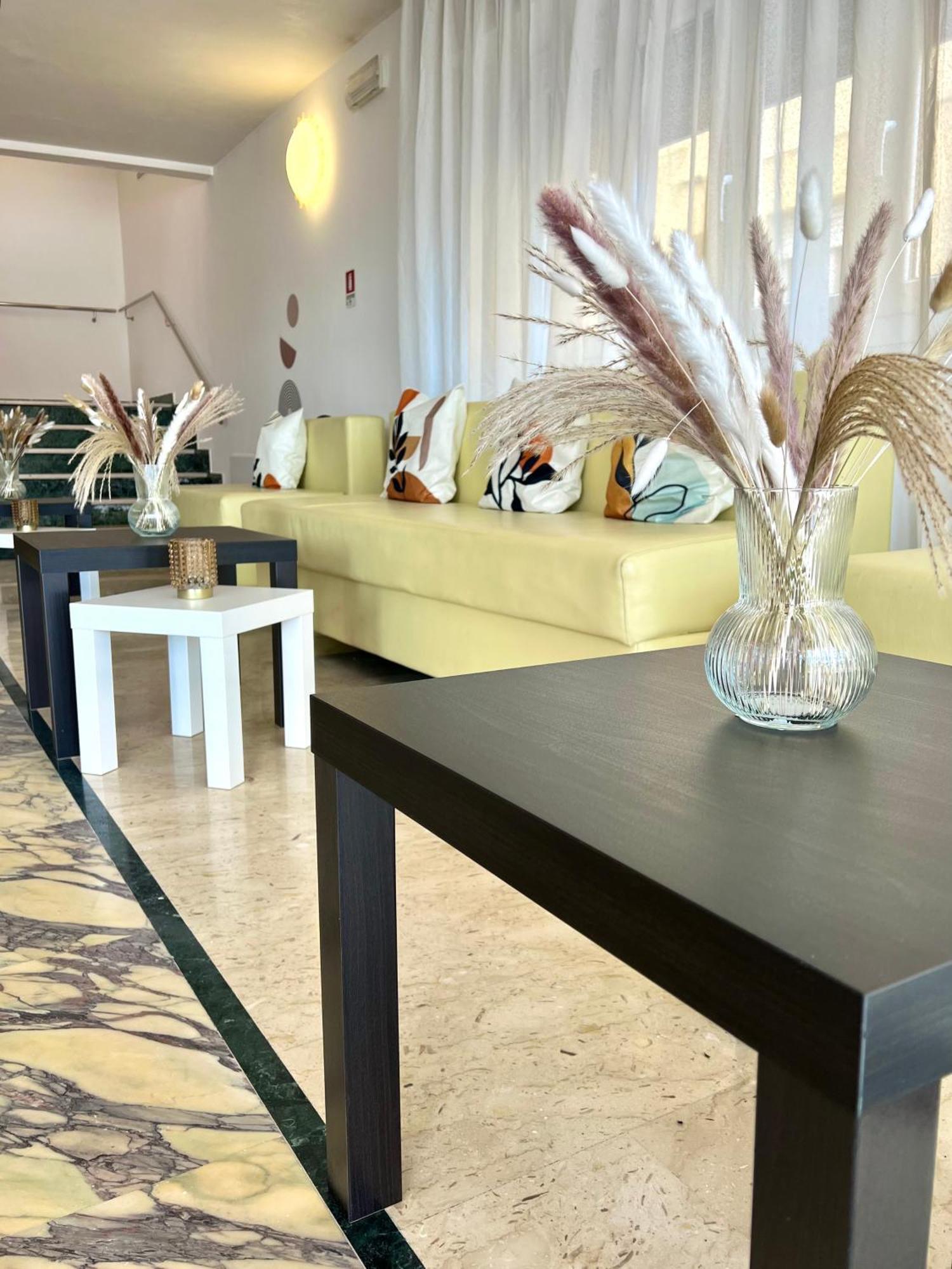 Hotel B&B Ardea リミニ エクステリア 写真