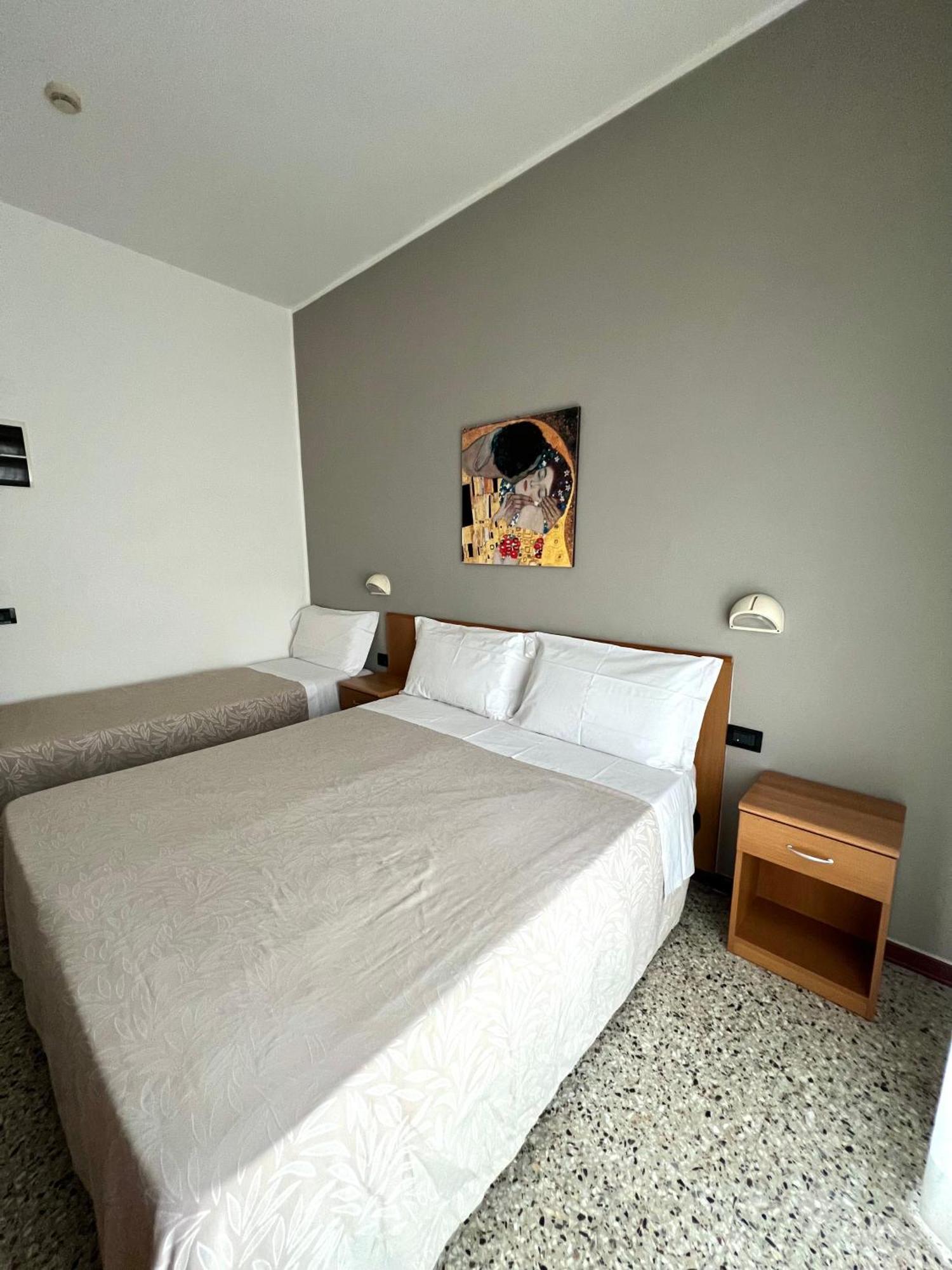 Hotel B&B Ardea リミニ エクステリア 写真